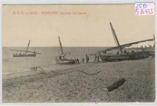 Postales: (PS-16435)POSTAL DE BADALONA-SACANDO LAS BARCAS