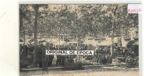 Postcards: (PS-19537)POSTAL DE BA&Ntilde;OLAS-PLAZA DE LA CONSTITUCION EN DIA DE MERCADO A.T.V.665