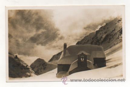 Postcards: NURIA (1964 M.) LA CAPILLA DE SAN GIL PRESA POR LAS NIEVES.
