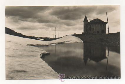 Postales: PUERTO DE LA BONAIGUA Y REFUGIO P. F. M. (ALT 2700 MTS.). (FOTO M. BONAMUSA)