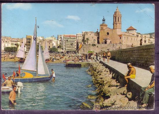 Postales: SITGES - EMBARCADERO Y PUNTA - CIRCULADA EN EL A&Ntilde;O 1969 - Foto 1