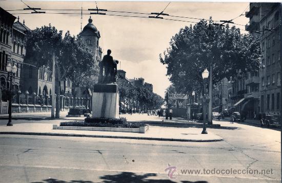 Postales: TARRAGONA . Rambla del Generalisimo Estatua despullats - Foto 1