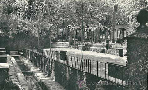 Postales: 8632 - FUENTE DE LA MOIXINA - ANTIGUA POSTAL DE OLOT- EDIC ARQUES - FOTO SOBERANAS