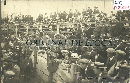Postcards: (PS-25004)POSTAL FOTOGRAFICA DE VICH-PLAZA DE TOROS