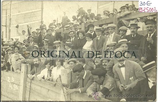 Postcards: (PS-25003)POSTAL FOTOGRAFICA DE VICH-PLAZA DE TOROS