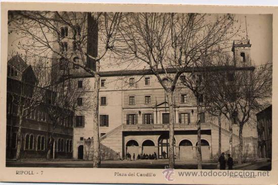 Postales: RIPOLL (GERONA).- PLAZA DEL CAUDILLO - Foto 1