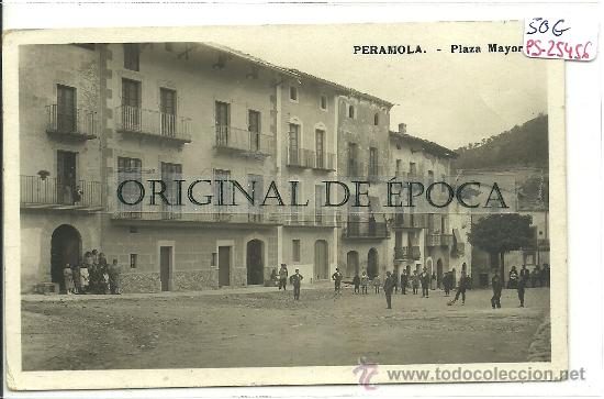 Postkarten: (PS-25456)POSTAL FOTOGRAFICA DE PERAMOLA-PLAZA MAYOR