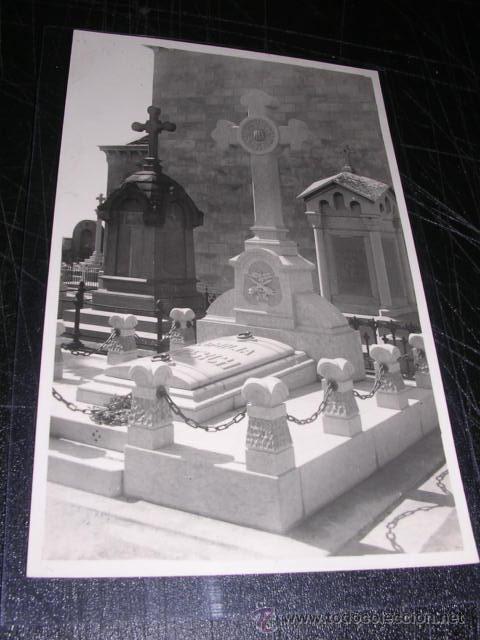 Postcards: ARENYS DE MAR CEMENTERIO PANTEON DE JOAQUIN CODECH. POST. FOTOGRAFICA JOAQUIN CASTELLS FOTGR. 14X9 C