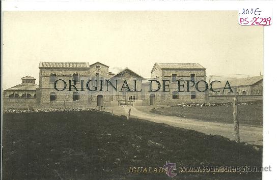 Postcards: (PS-26239)POSTAL FOTOGRAFICA DE IGUALADA-MATADERO PUBLICO