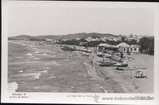 Postales: SITGES (BARCELONA).- LA VIDA EN LA PLAYA - Foto 1