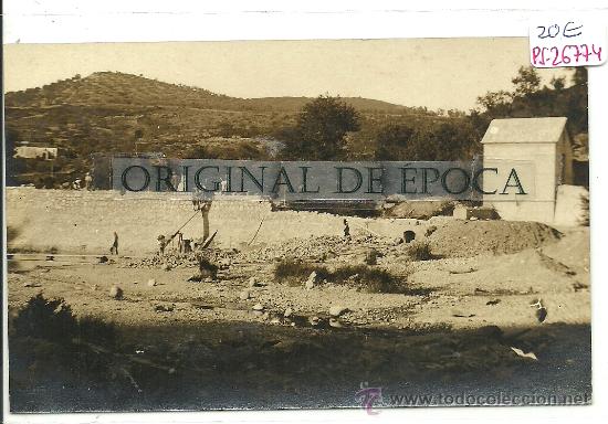 Postkarten: (PS-26774)POSTAL FOTOGRAFICA DE ???-OBREROS CONSTRUYENDO UN MURO