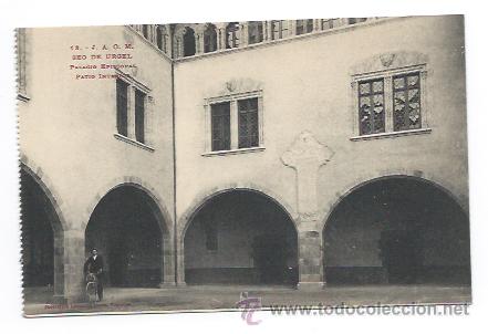 Postales: 13 - J. A. O. M. SEO DE URGEL. PALACIO EPISCOPAL. PATIO INTERIOR. (LABOUCHE)