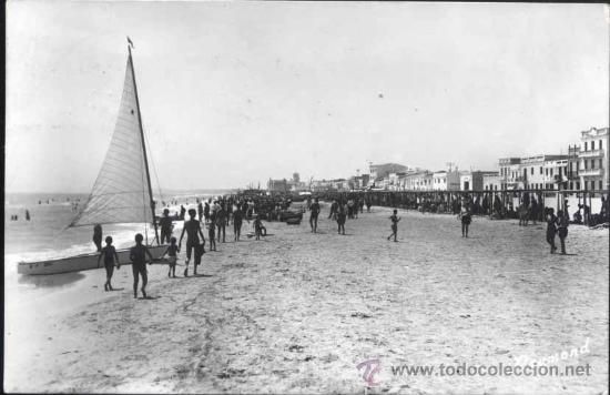 Postales: CALAFELL (TARRAGONA).- PLAYA - Foto 1