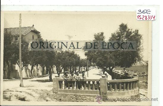 Postkarten: (PS-28314)POSTAL FOTOGRAFICA DE LA ESCALA-EL PASEO