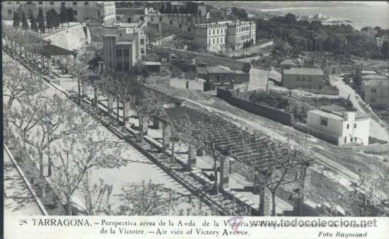 Postales: TARRAGONA.- PERSPECTIVA AEREA DE LA AVENIDA DE LA VICTORIA
