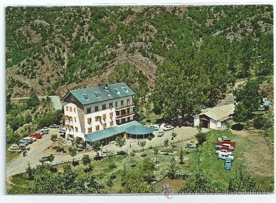 Postales: CASTELLAR DE N'HUG.-HOSTAL DE LES FONTS.-PANORAMICA.-FOTO J. DESEURAS