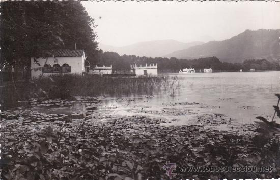 Postales: Ba&ntilde;oles vista parcial del lago (escrita)