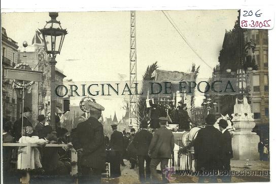 Postcards: (PS-30055)POSTAL FOTOGRAFICA DE BARCELONA-CARNAVAL.PASEO DE GRACIA