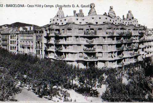Postales: BARCELONA CASA MILA Y CAMPS. - Foto 1