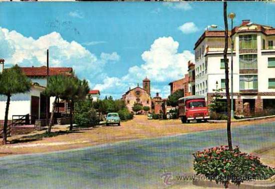 Postales: Taradell. Avenida del Generalisimo. Circulada 1975 - Foto 1