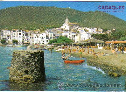 Postales: CADAQUES. COSTA BRAVA. PLATJA I EL CENTRE DE LA VILLA. LITERACOMIC. PEDIDO MINIMO 6&euro;.