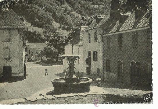 Postales: BOSOST.-VALLE DE ARAN.-FUENTE DE LA PLAZA MAYOR.-IMP.ELZEVIRIANA Y LIBRERIA CAMI