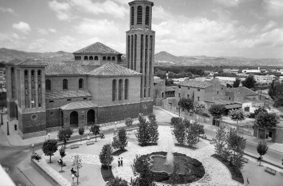 Postales: cornella. plaza del caudillo. carrasco - Foto 1