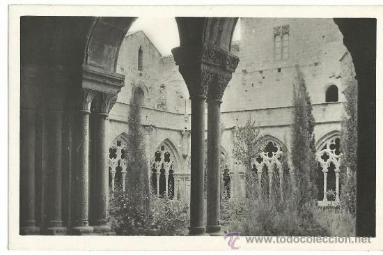 Postales: TARRAGONA.-MONASTERIO DE POBLET.-CLAUSTRO DETALLE.-FOTO MANUEL CUADRADA N&ordm; 8