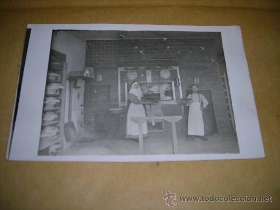 Postcards: VILLANUEVA Y GELTRU , POSTAL FOTOGRAFICA INTERIOR ESTABLECIMIENTO HACIENDO PAN
