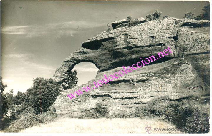Postales: PRADES (TARRAGONA) ROCA FORADADA (POSTAL DE 1971) - Foto 1