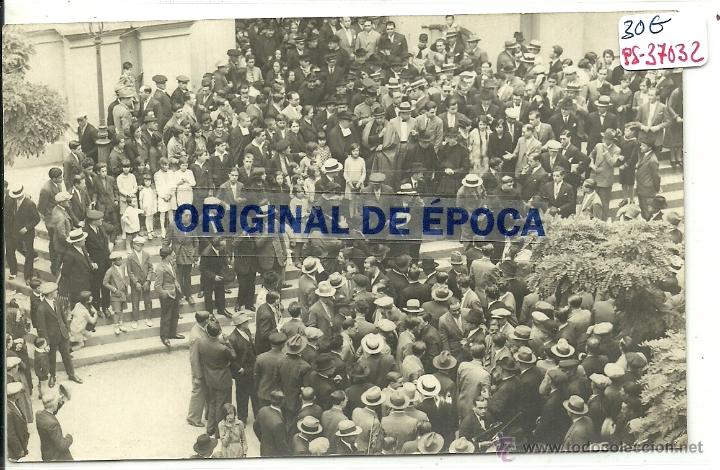 Postcards: (PS-37032)FOTOGRAFIA DE MANLLEU-ACTO PUBLICO
