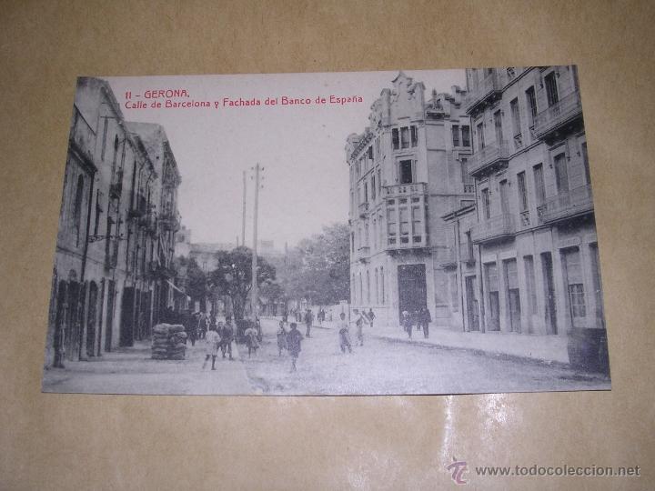 Postcards: 11 .-GERONA CALLE DE BARCELONA Y FACHADA DEL BANCO DE ESPA&Ntilde;A 8579 - FOTOTIP. THOMAS 14X9 CM.