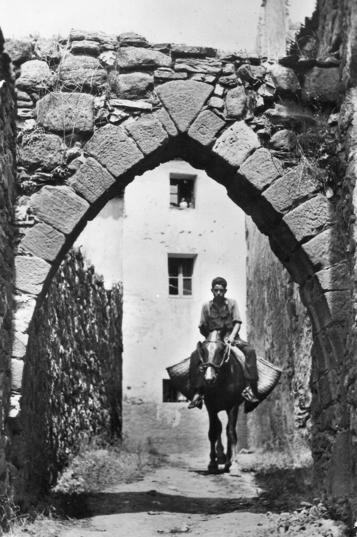 Postales: prades. arcada - Foto 1