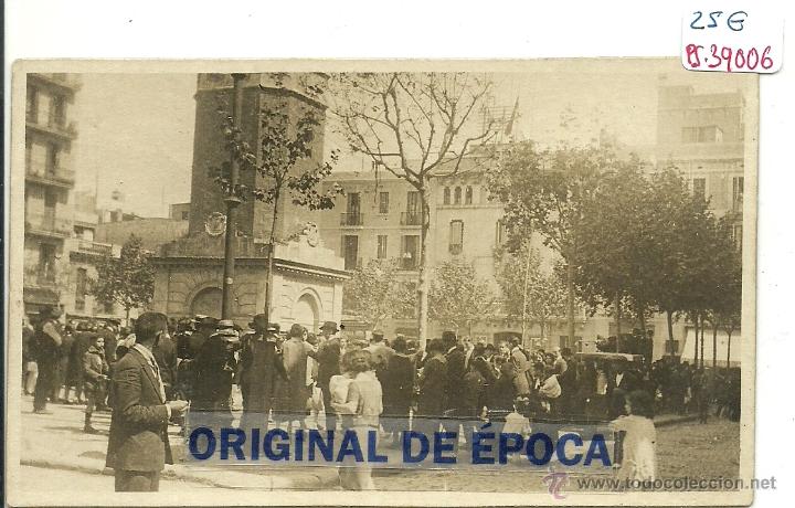 Postkarten: (PS-39006)POSTAL FOTOGRAFICA DE BARCELONA-PLAZA DE RIUS I TAULET.SARDANAS