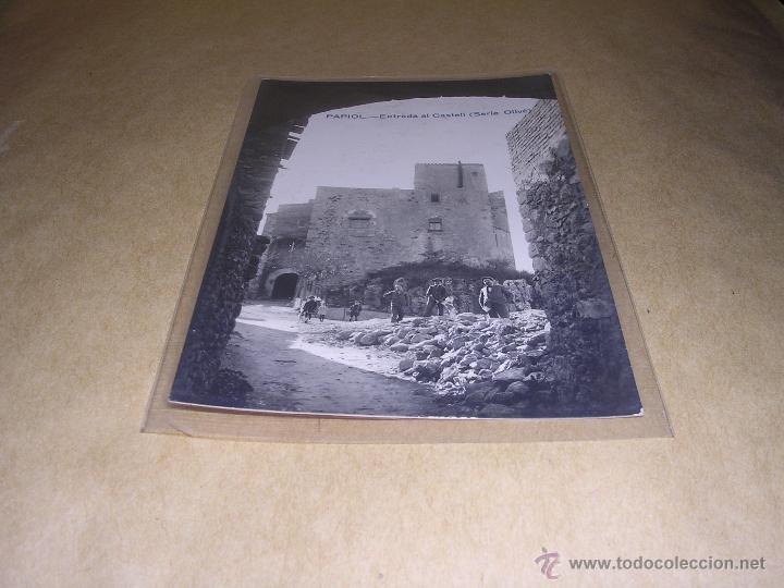 Postkarten: PAPIOL .- ENTRADA AL CASTELL ( SERIE OLIV&Eacute; ) POSTAL FOTOGRAFICA 14X9 CM.