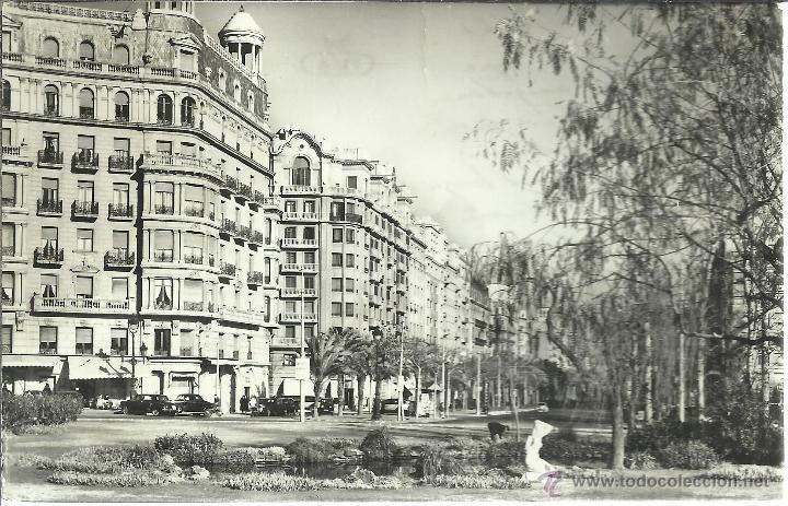 Postales: BARCELONA AVDA GENERALISOSMO ESCRITA - Foto 1