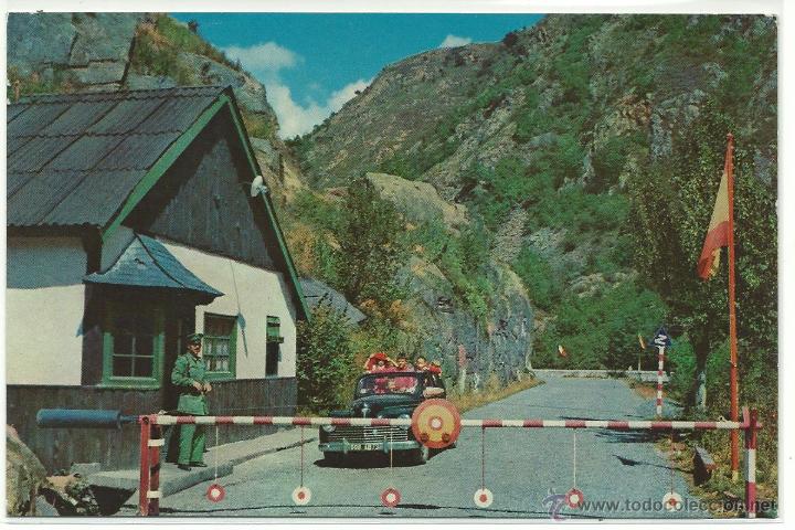 Postales: VALLE DE ARAN .- FRONTERA DE PUENTE DE REY .- SERIE II N&ordm; 1573 FOTO A. CAMPA&Ntilde;&Aacute; Y J. PUIG FERRAN