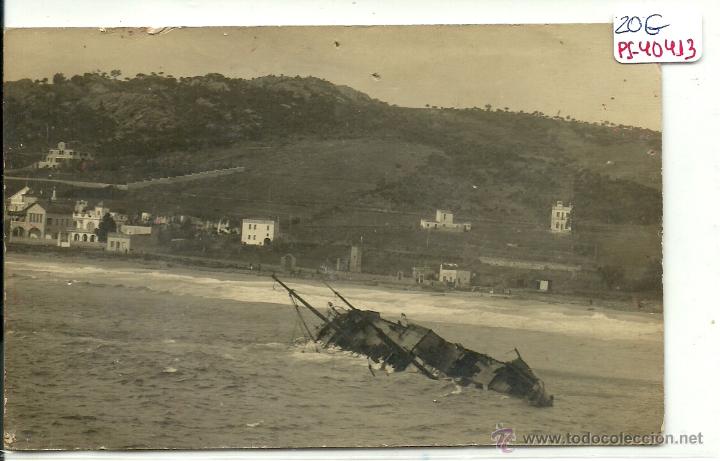 Postcards: (PS-40413)POSTAL FOTOGRAFICA DE SAN FELIU DE GUIXOLS-BARCO EMBARRANCADO EN LA PLAYA