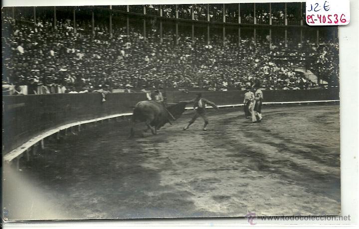 Postkarten: (PS-40536)POSTAL FOTOGRAFICA DE BARCELONA-PLAZA DE TOROS DE LA BARCELONETA,EL TORIL,A&Ntilde;OS 20