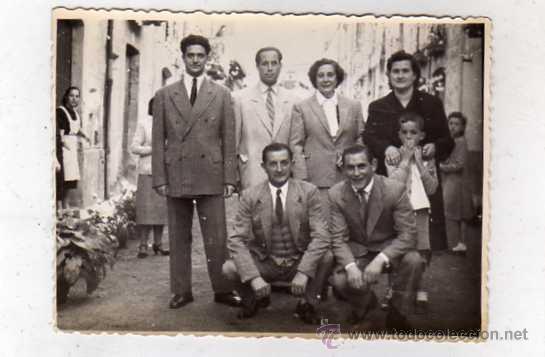Postales: Fotograf&iacute;a 11,50 x 8 cm Calle Prisi&oacute;n Gerona. A&ntilde;o 50. Trabajadores de la prisi&oacute;n.
