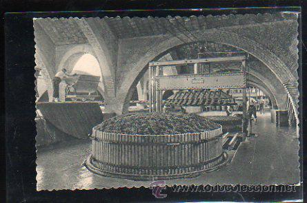 Postkarten: TARJETA POSTAL DE SAN SADURNI DE NOYA. CASA CODORNIU. UNA DE LAS PRENSAS. N&ordm; 3