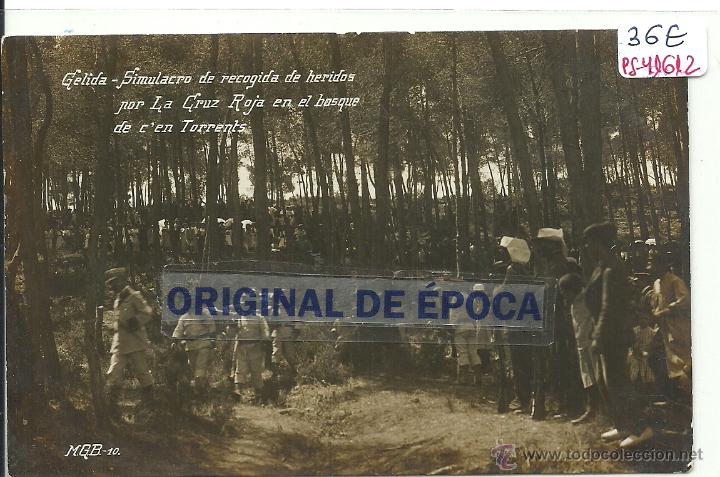Postkarten: (PS-41612)POSTAL FOTOGRAFICA DE GELIDA-SIMULACRO DE RECOGIDA DE HERIDOS POR LA CRUZ ROJA
