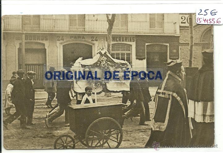 Postkarten: (PS-44556)POSTAL FOTOGRAFICA DE BARCELONA-PROCESION
