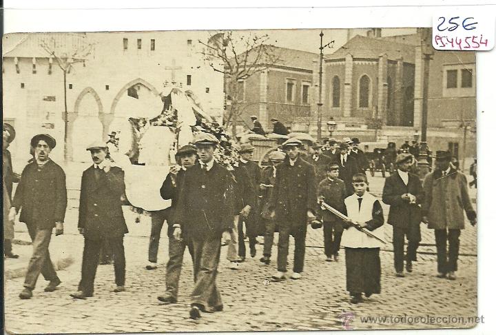 Postkarten: (PS-44554)POSTAL FOTOGRAFICA DE BARCELONA-PROCESION