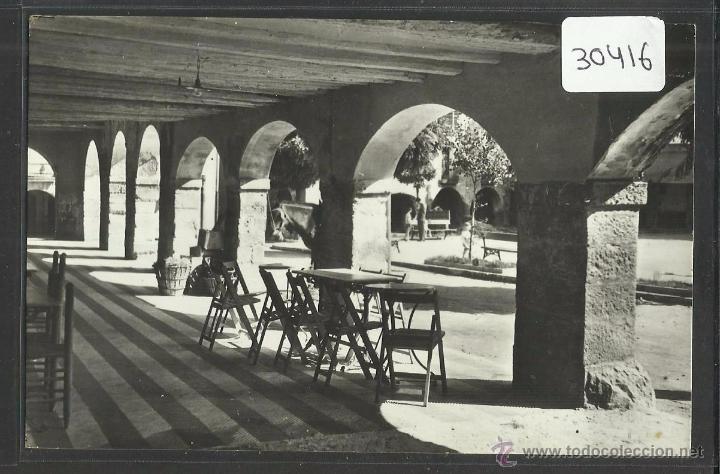 Postales: PRADES - PLAZA MAYOR - (30416) - Foto 1