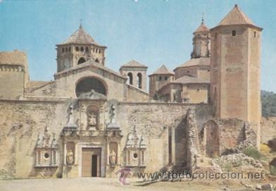 Cartes Postales: REAL MONASTERIO DE POBLET - FACHADA DE LA IGLESIA - N&ordm; 13  - ED. RAYMOND - A&Ntilde;O 1964 - ESCRITA