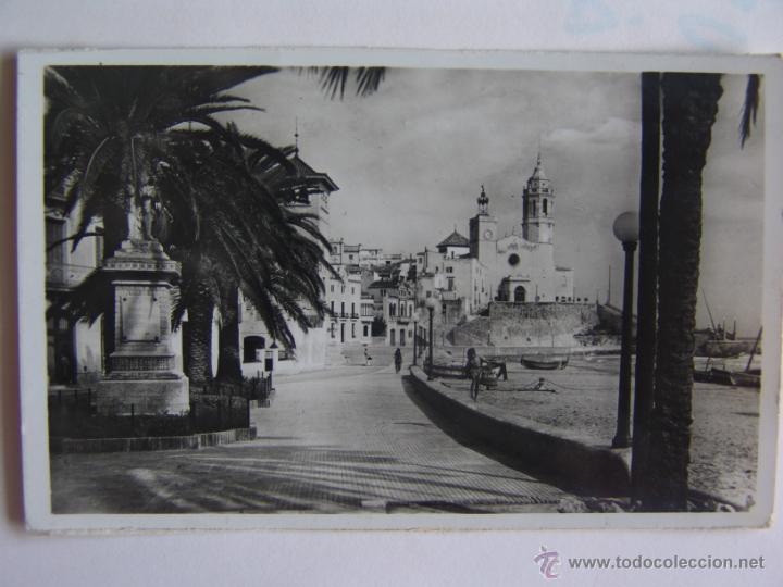 Postales: POSTAL DE SITGES PLAYA DE MODA MONUMENTO A EL GRECO - Foto 1