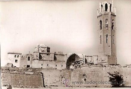 Postales: ANTIGUA POSTAL 8 LERIDA SEO ANTIGUA ESCRITA 1962 DANIEL ARBONES VILLACAMPA EDICIONES DARVI