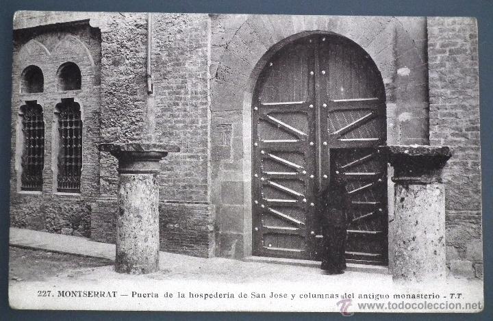 Postais: POSTAL DE MONTSERRAT - PUERTA DE LA HOSPEDERIA DE SAN JOS&Eacute; Y COLUMNAS DEL ANTIGUO MONASTERIO - T.T.