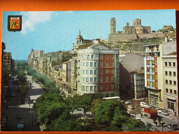 Postales: POSTAL - LERIDA - AVENIDA DEL CAUDILLO Y SEO ANTIGUA - ESCUDO ORO - NO CIRCULADA